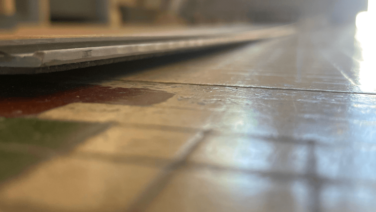 alt suelo base desnivelado